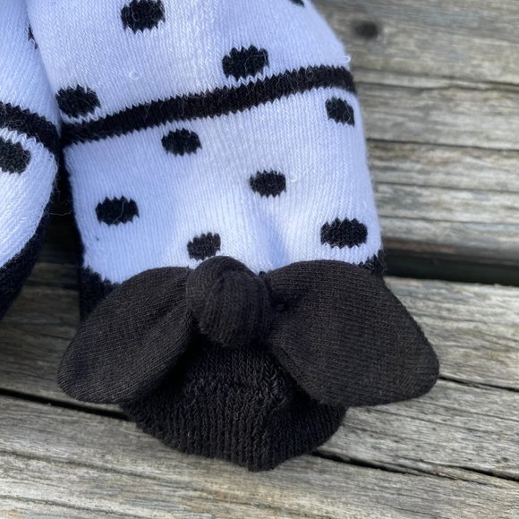 Old Navy Ballet-Slipper Graphic Bow-Tie Socks for Baby - Picture 7 of 11